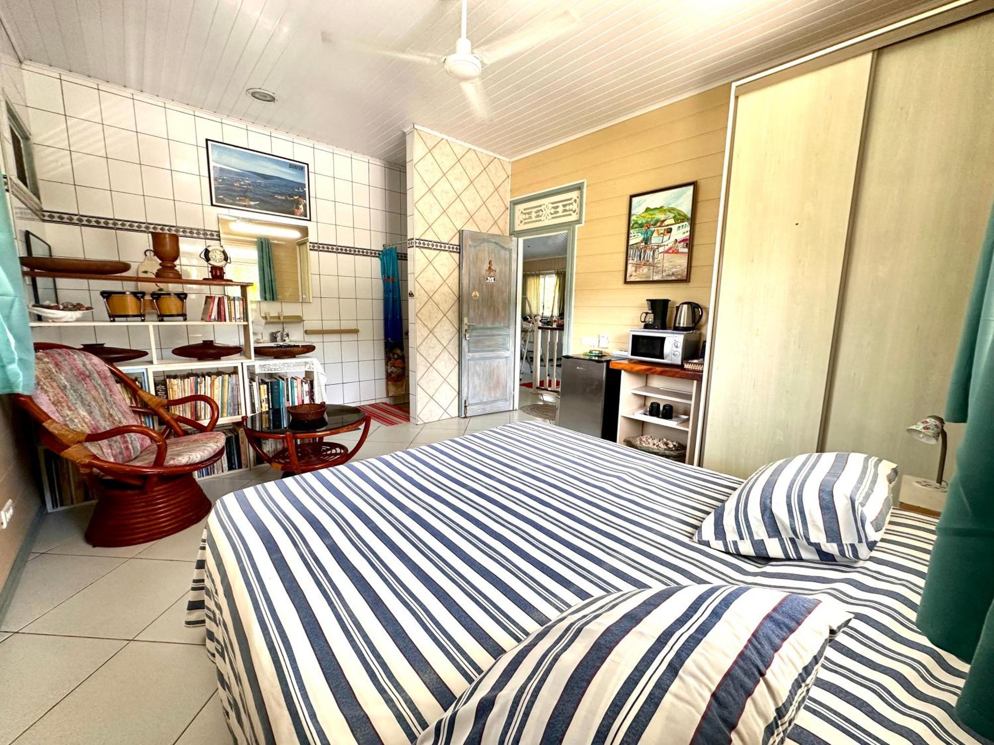 Meri Lodge Huahine « Room Of Marta » Fare Ngoại thất bức ảnh