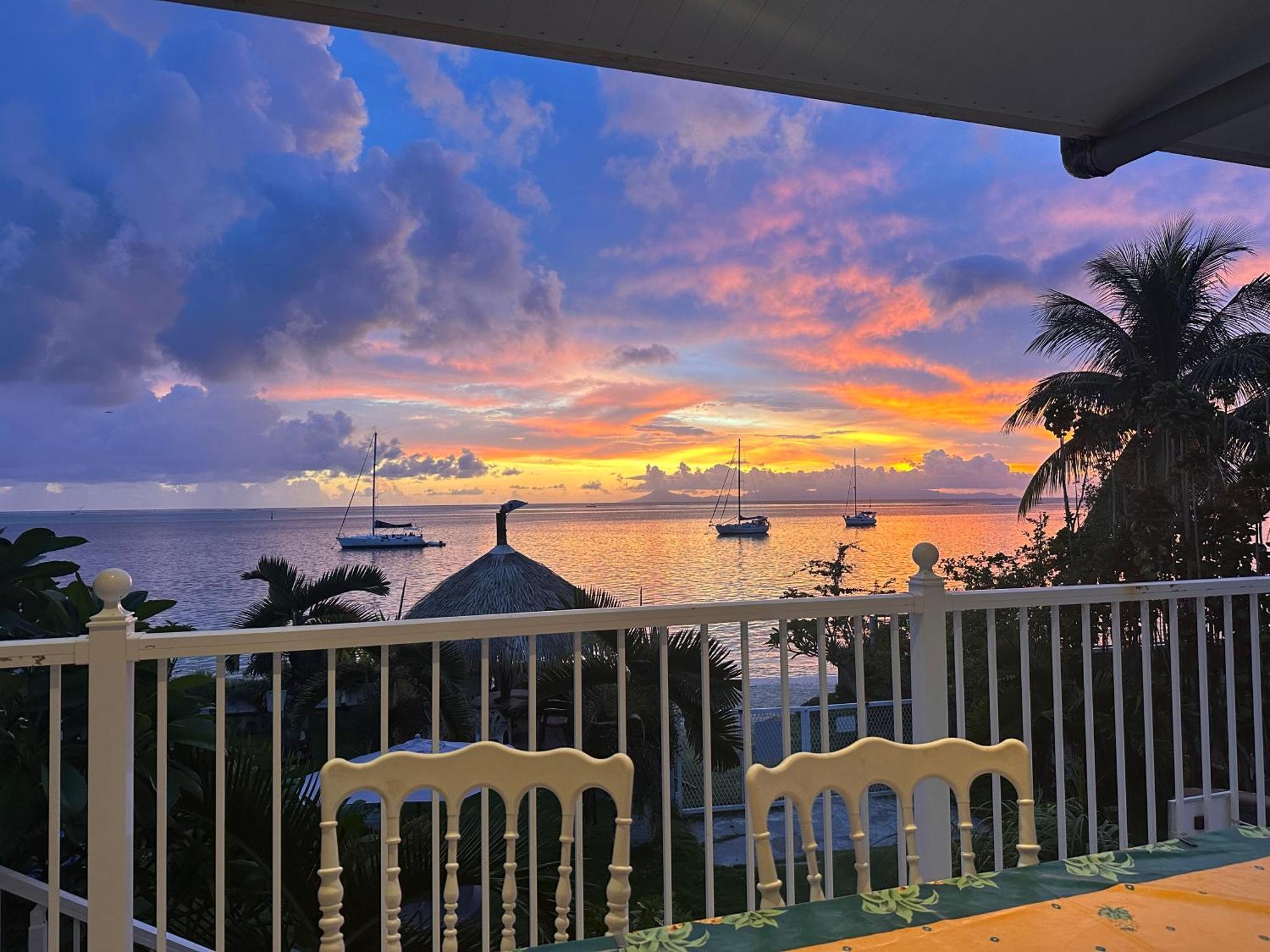 Meri Lodge Huahine « Room Of Marta » Fare Ngoại thất bức ảnh