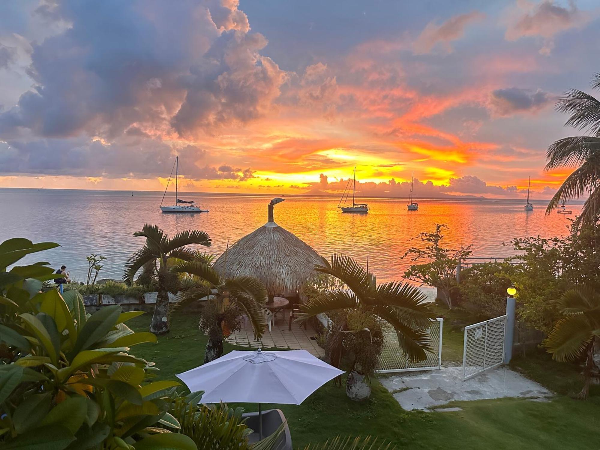 Meri Lodge Huahine « Room Of Marta » Fare Ngoại thất bức ảnh