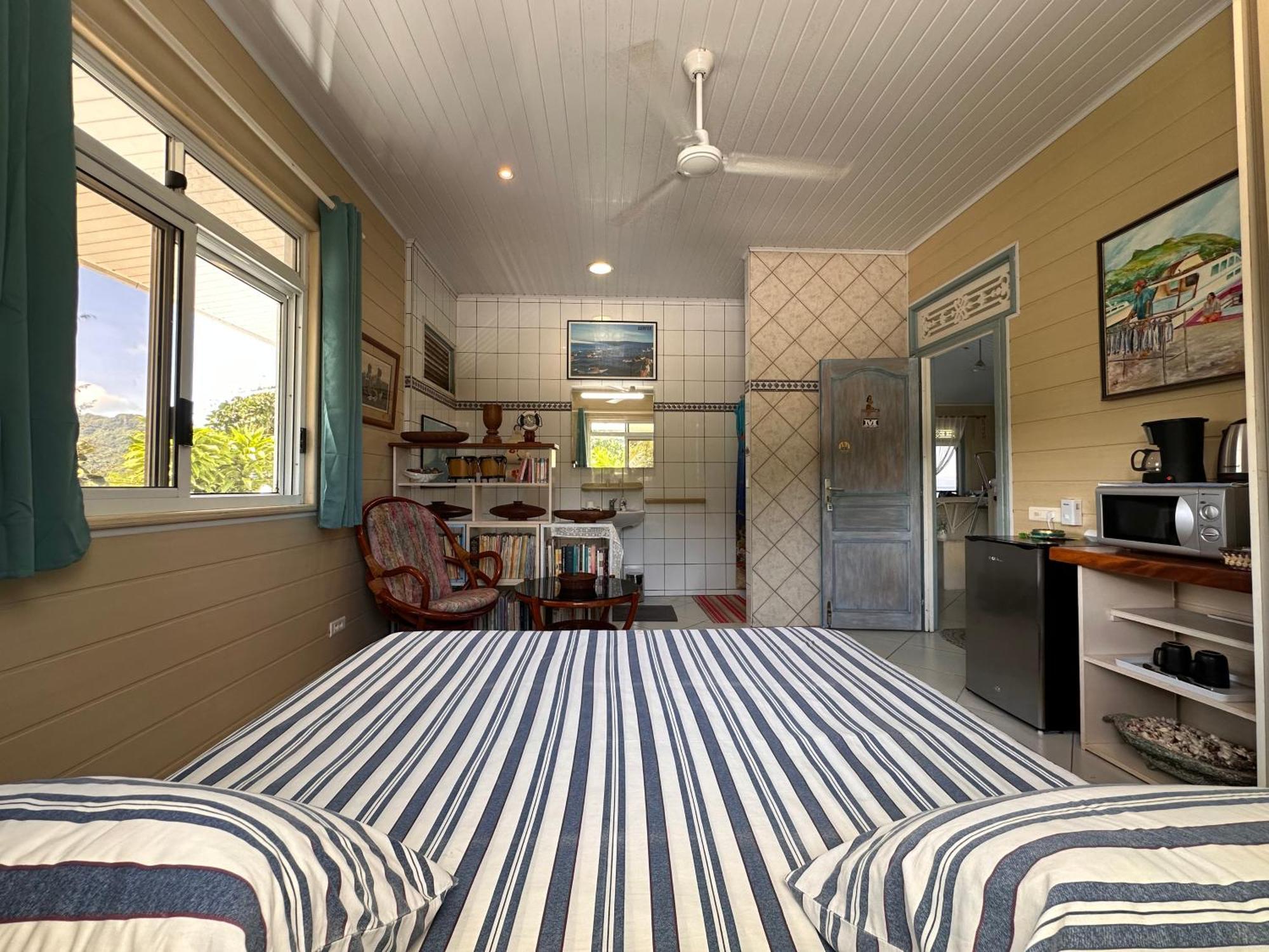 Meri Lodge Huahine « Room Of Marta » Fare Ngoại thất bức ảnh